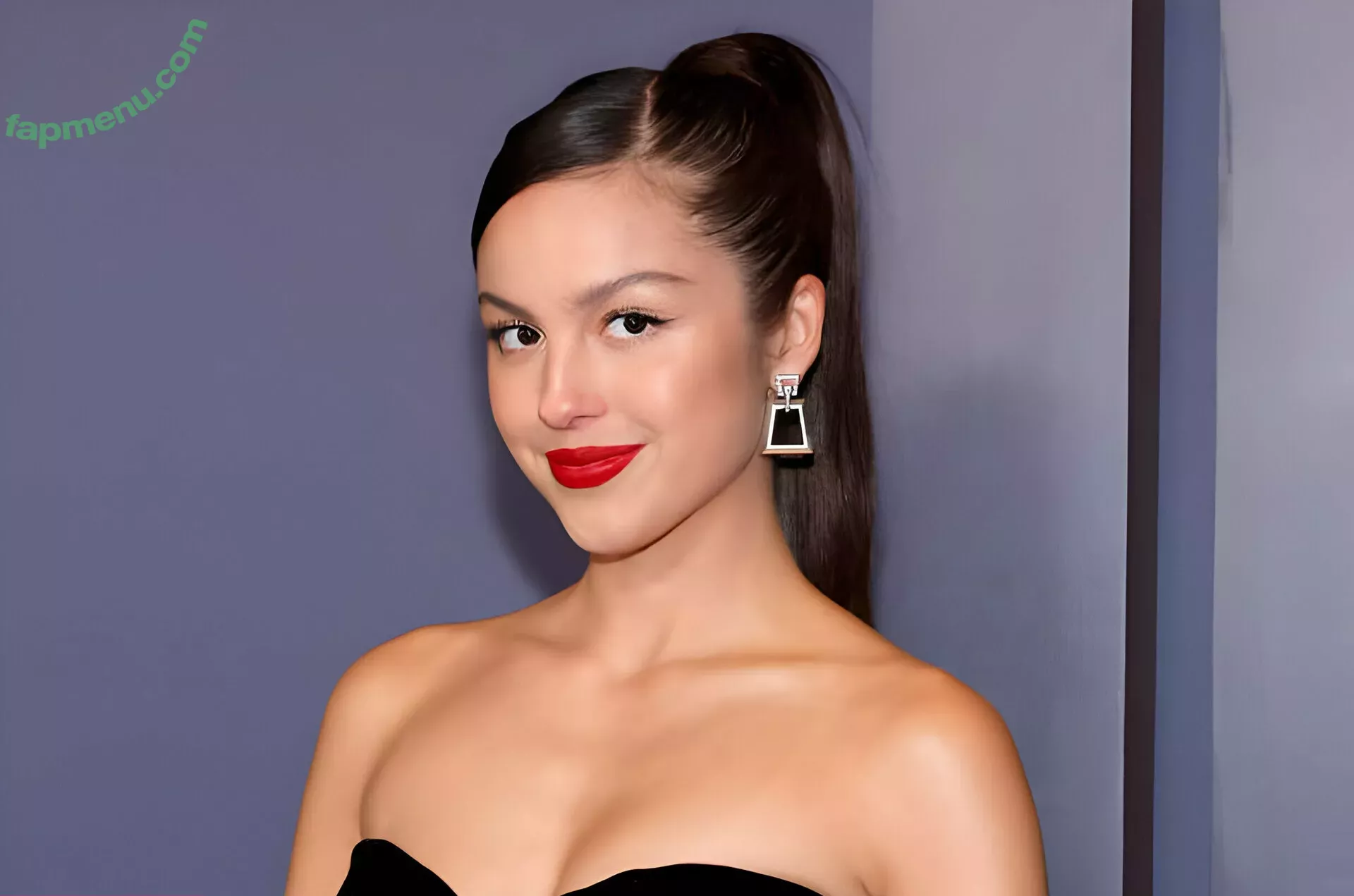Olivia Rodrigo nude photo #1802 (oliviarodrigo)