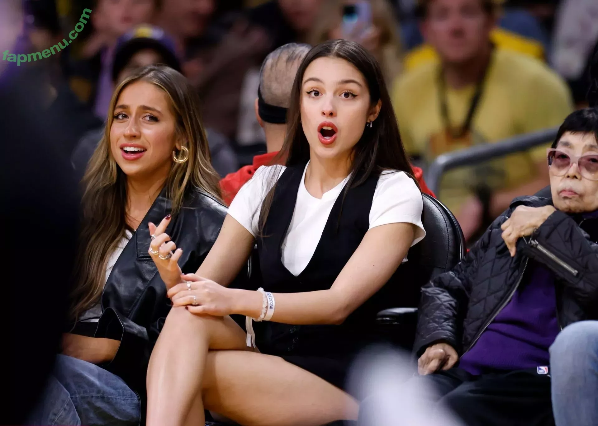 Olivia Rodrigo nude photo #1819 (oliviarodrigo)