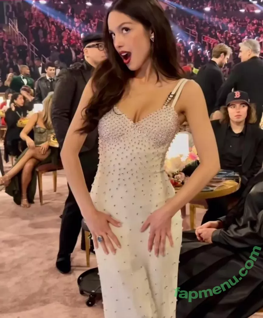 Olivia Rodrigo nude photo #1871 (oliviarodrigo)