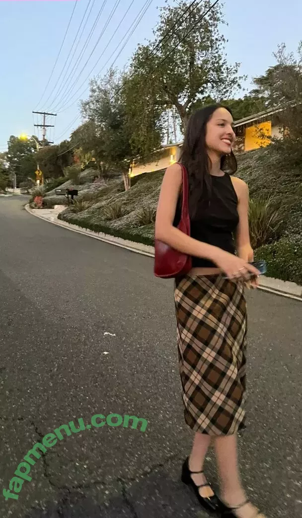 Olivia Rodrigo nude photo #1909 (oliviarodrigo)