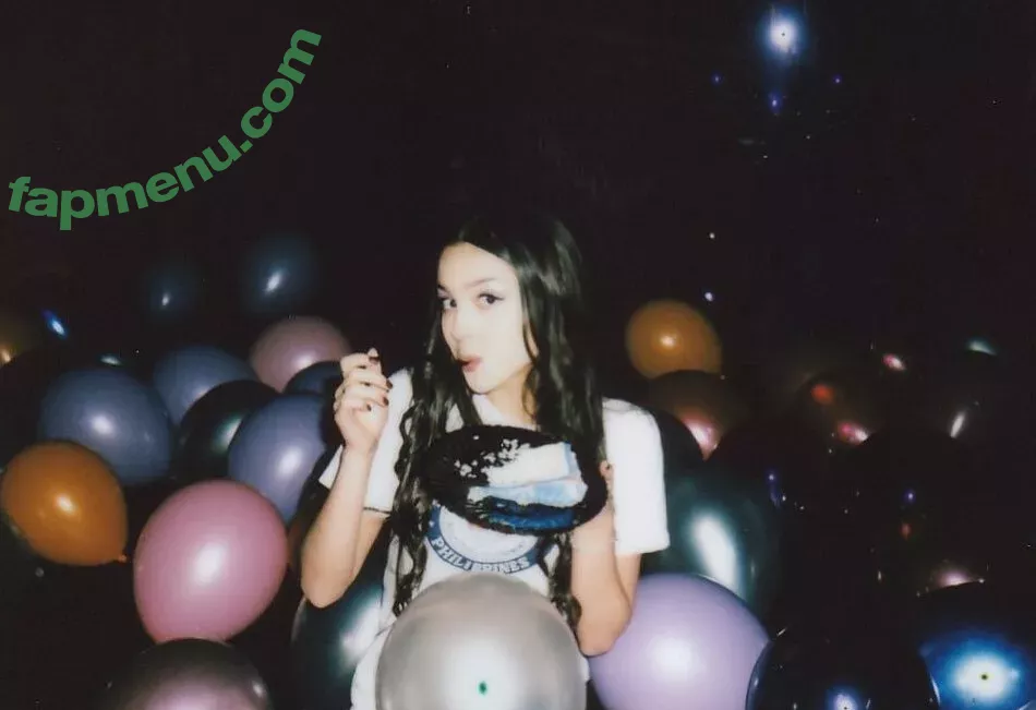 Olivia Rodrigo nude photo #1932 (oliviarodrigo)