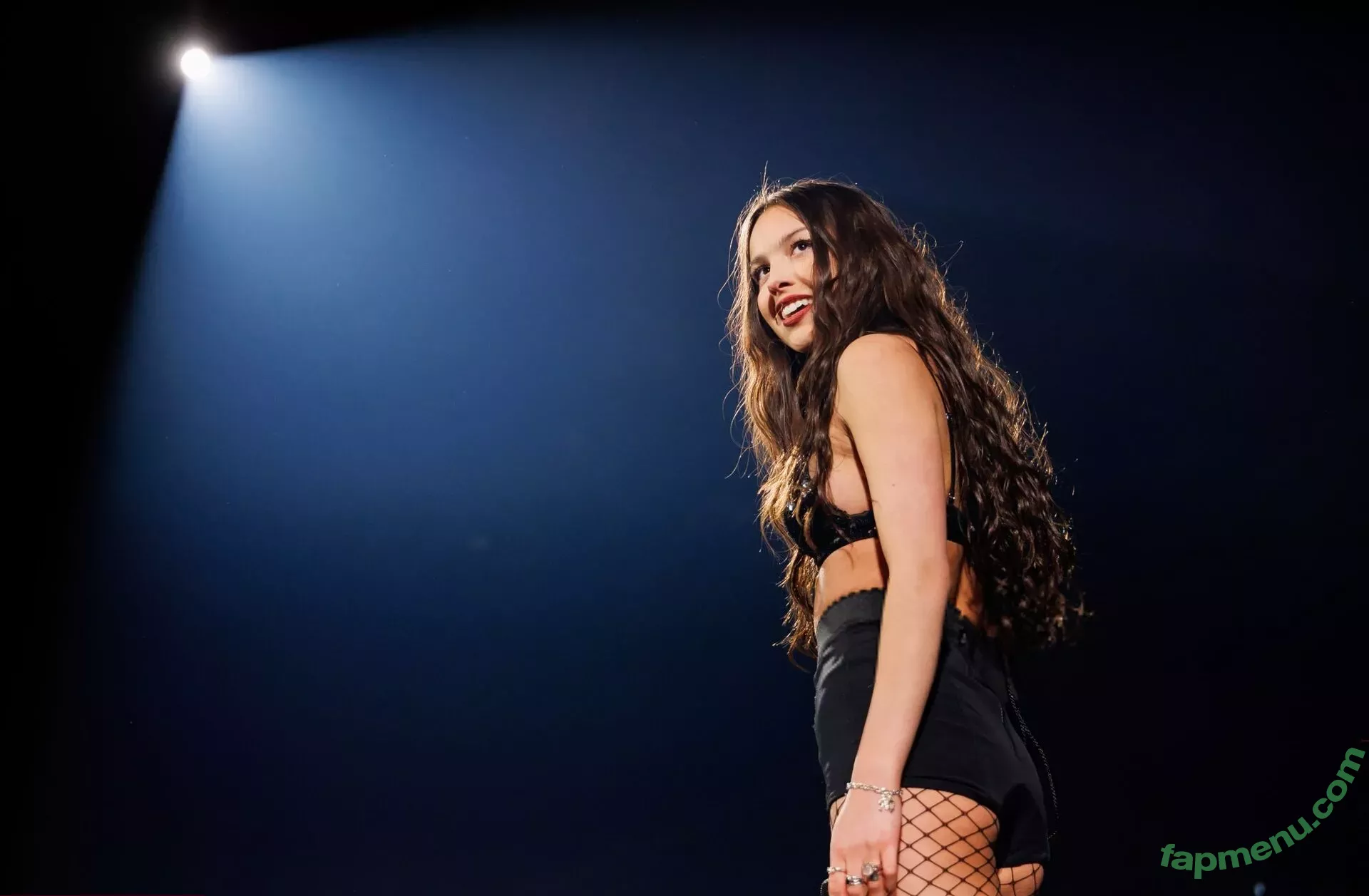 Olivia Rodrigo nude photo #1994 (oliviarodrigo)