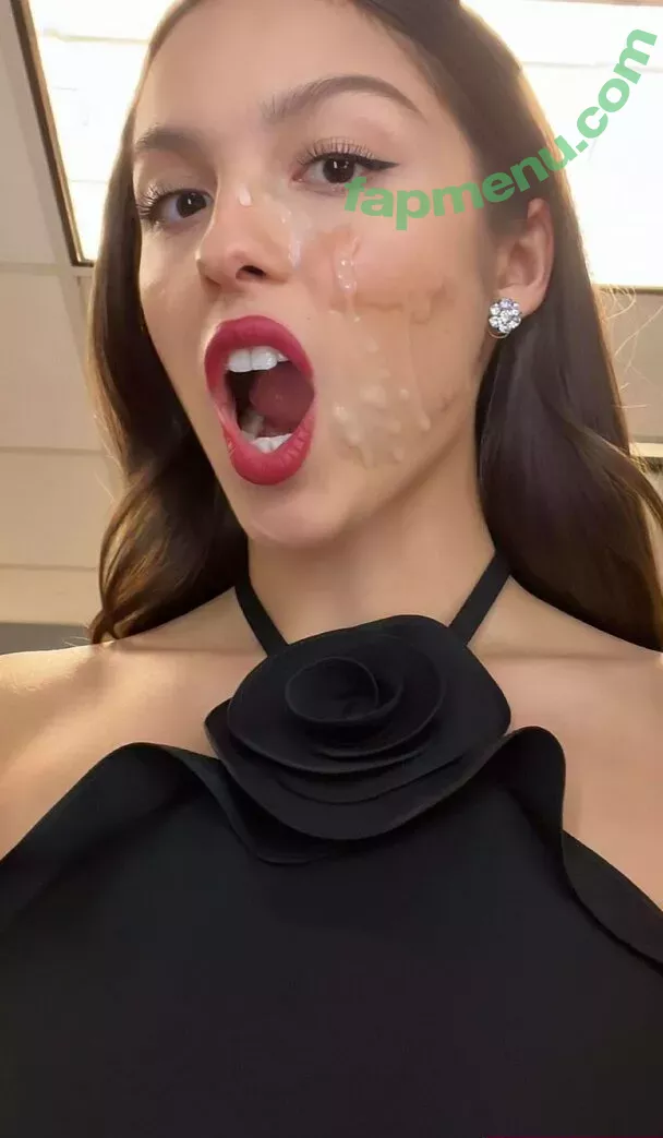 Olivia Rodrigo nude photo #2077 (oliviarodrigo)