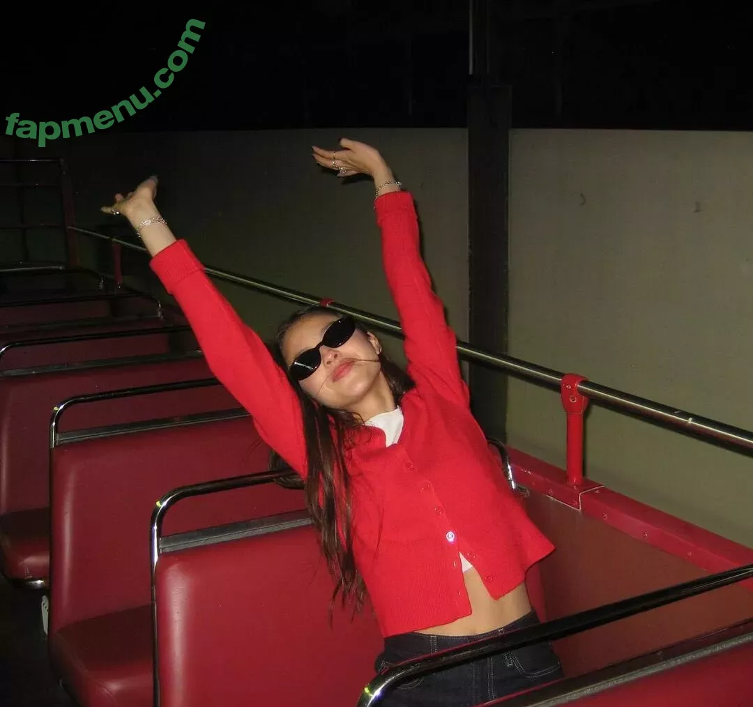 Olivia Rodrigo nude photo #2146 (oliviarodrigo)