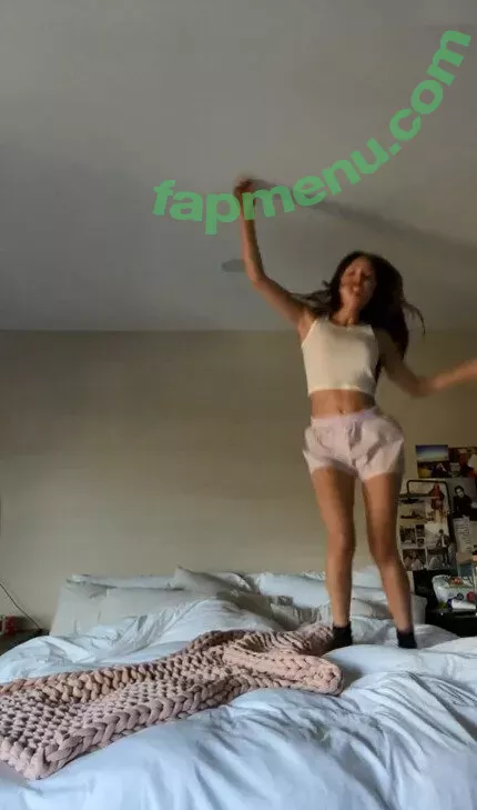 Olivia Rodrigo nude photo #2175 (oliviarodrigo)