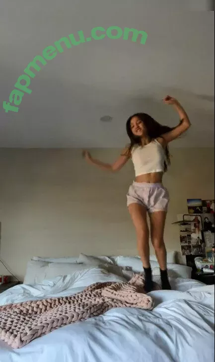 Olivia Rodrigo nude photo #2176 (oliviarodrigo)