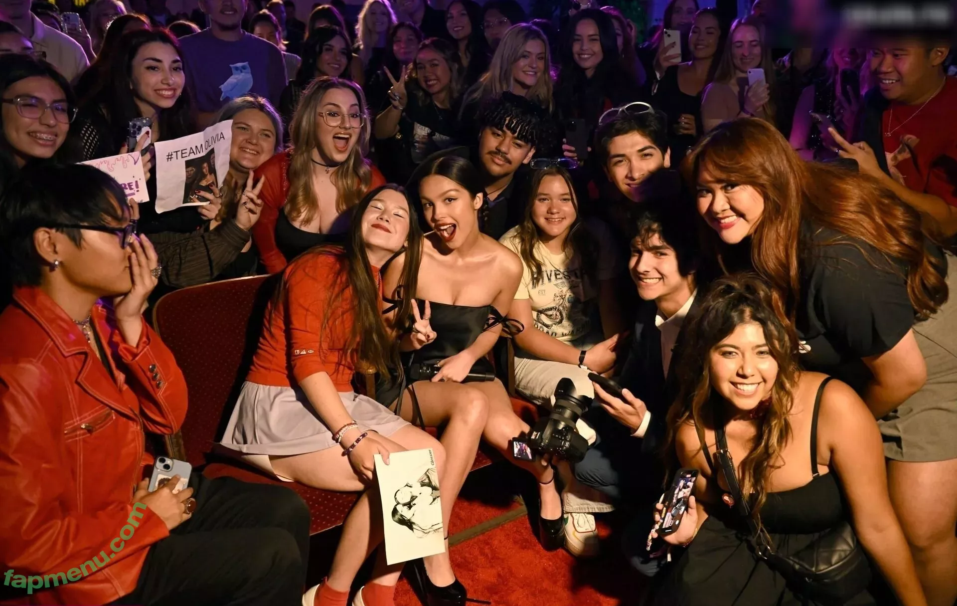 Olivia Rodrigo nude photo #2195 (oliviarodrigo)