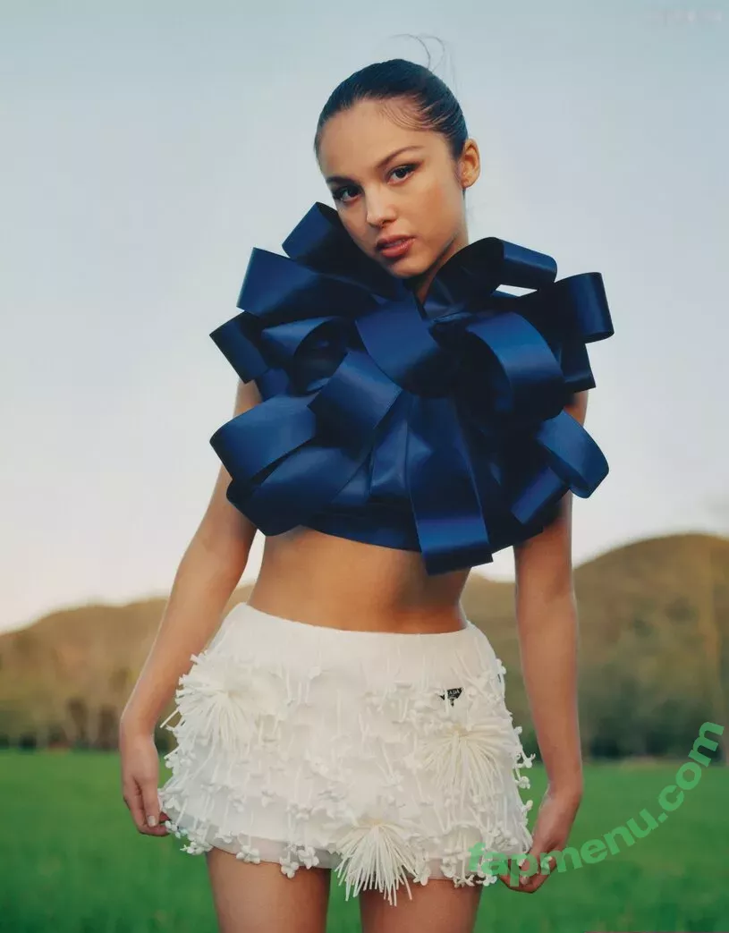 Olivia Rodrigo nude photo #2224 (oliviarodrigo)