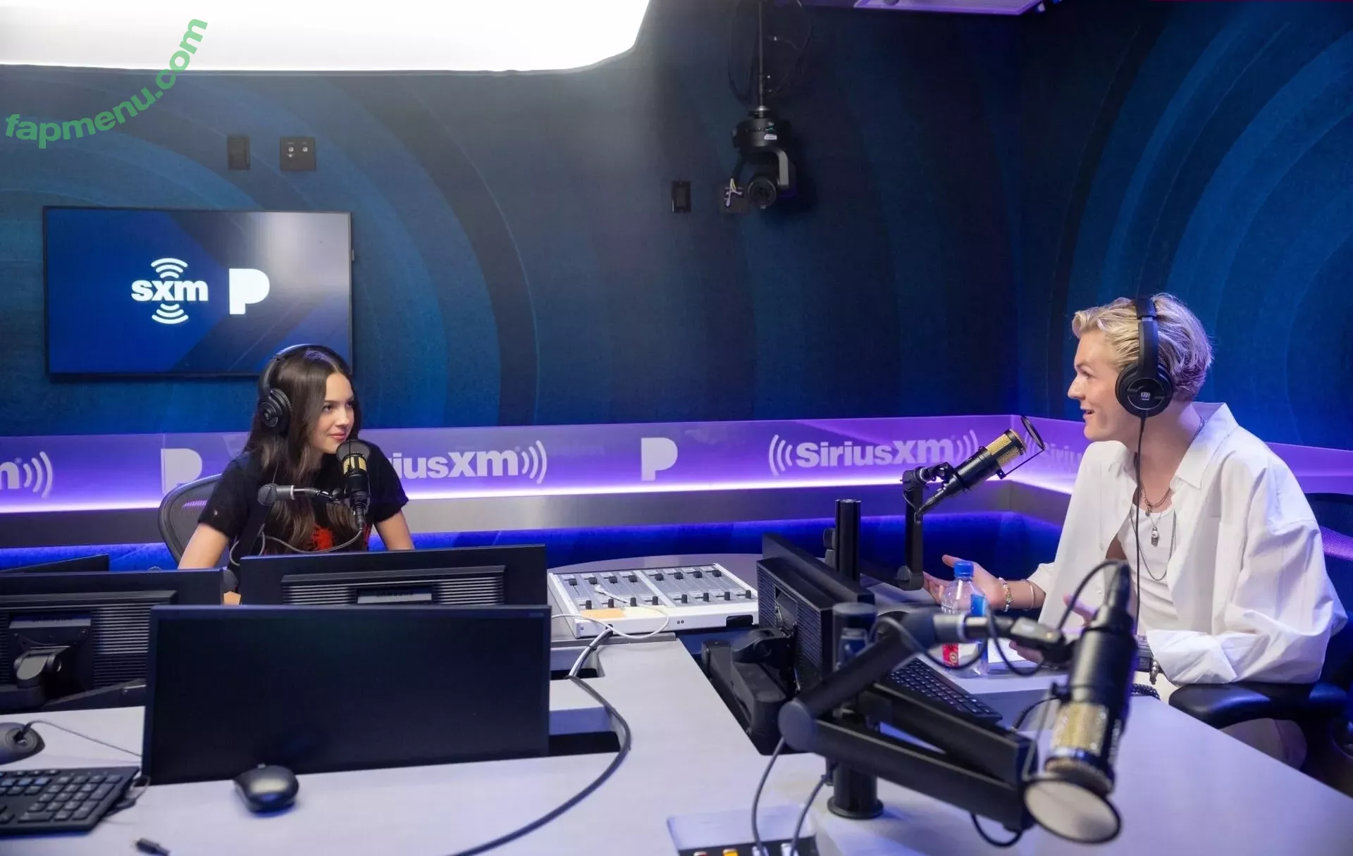 Olivia Rodrigo nude photo #2236 (oliviarodrigo)