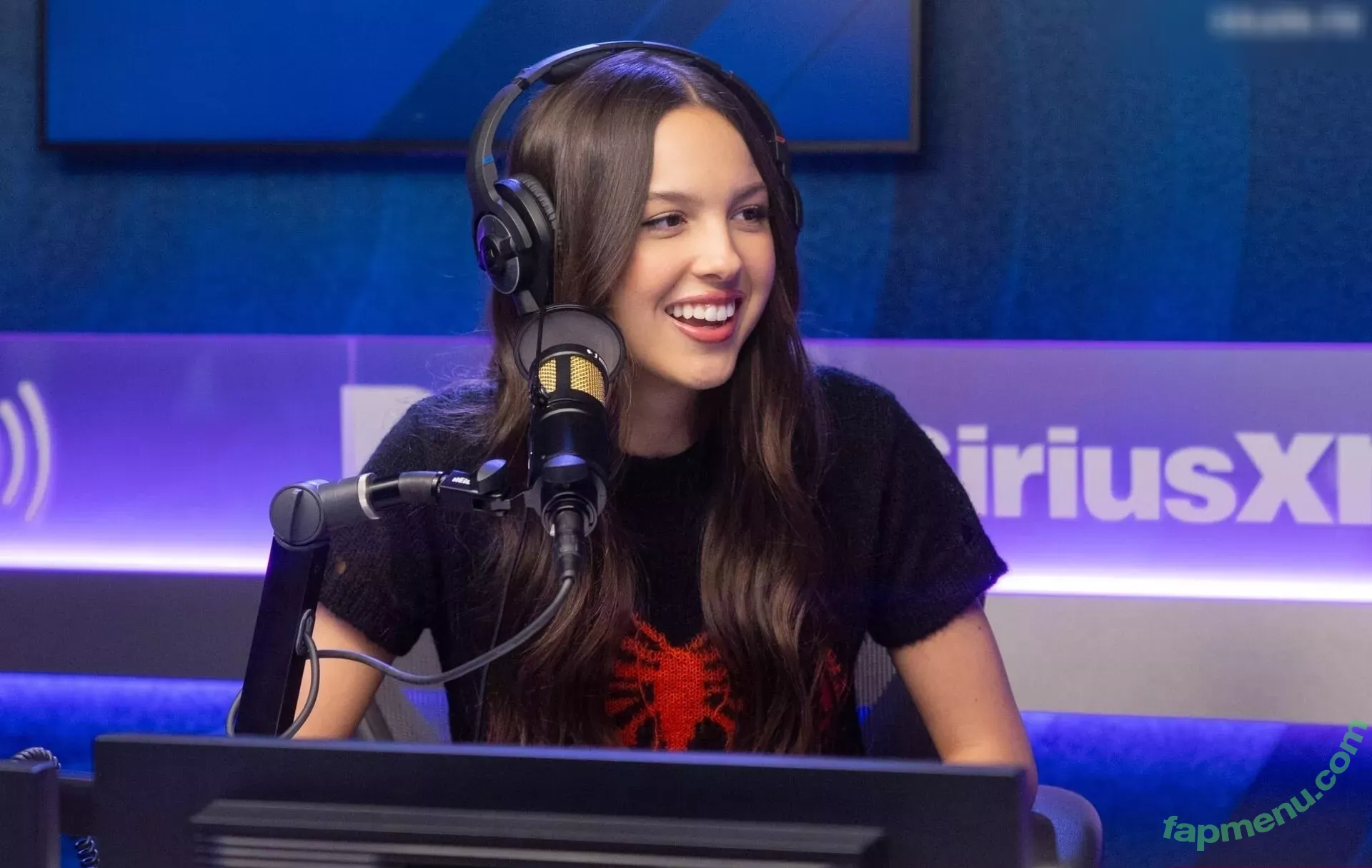 Olivia Rodrigo nude photo #2250 (oliviarodrigo)