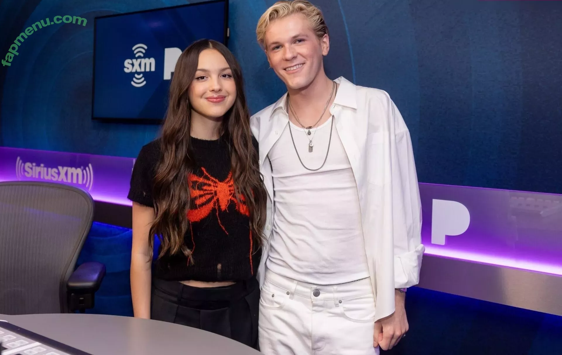 Olivia Rodrigo nude photo #2252 (oliviarodrigo)