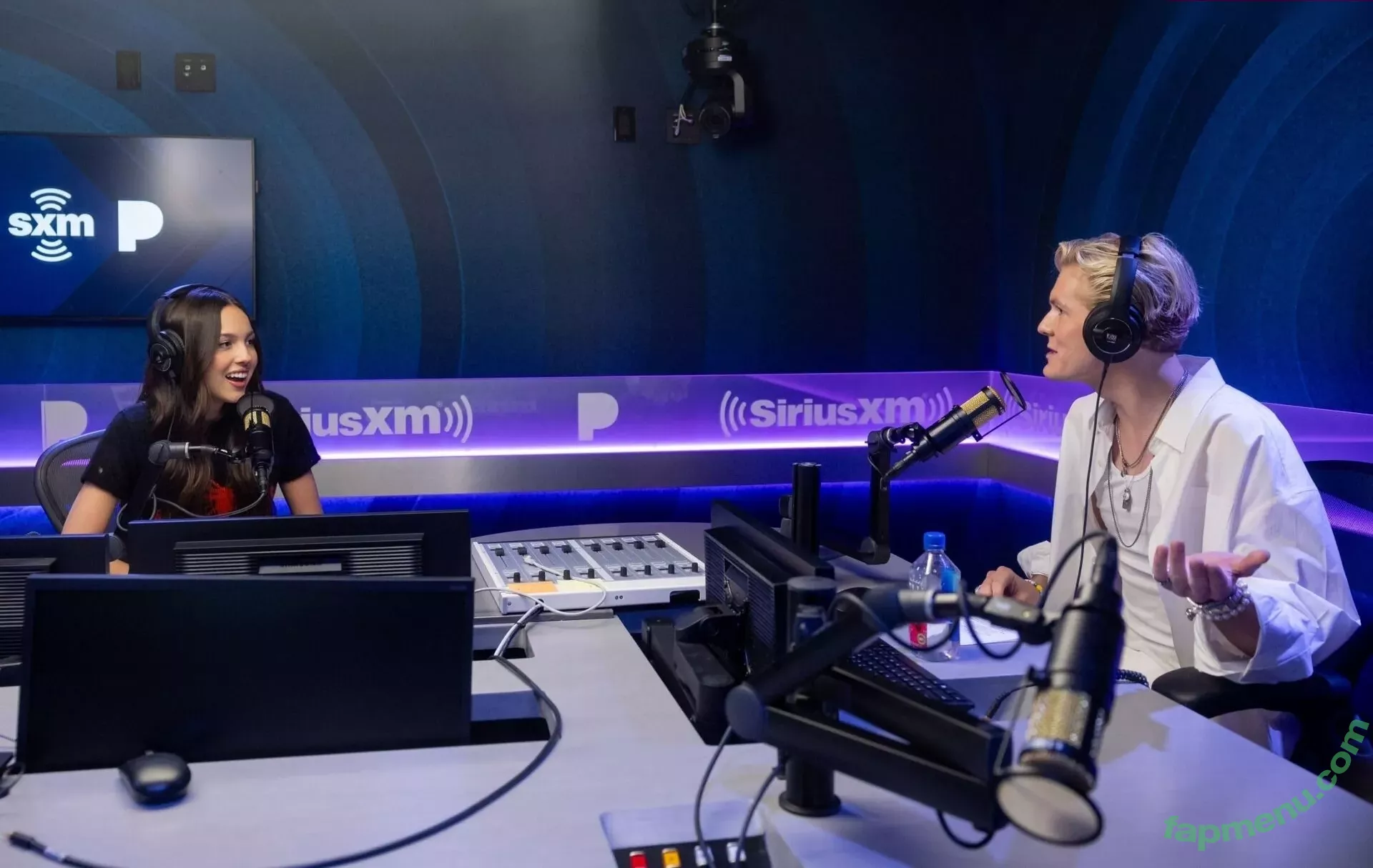 Olivia Rodrigo nude photo #2253 (oliviarodrigo)