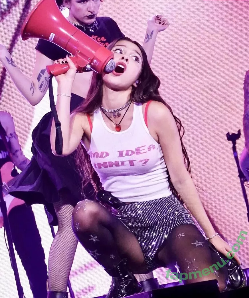 Olivia Rodrigo nude photo #2284 (oliviarodrigo)