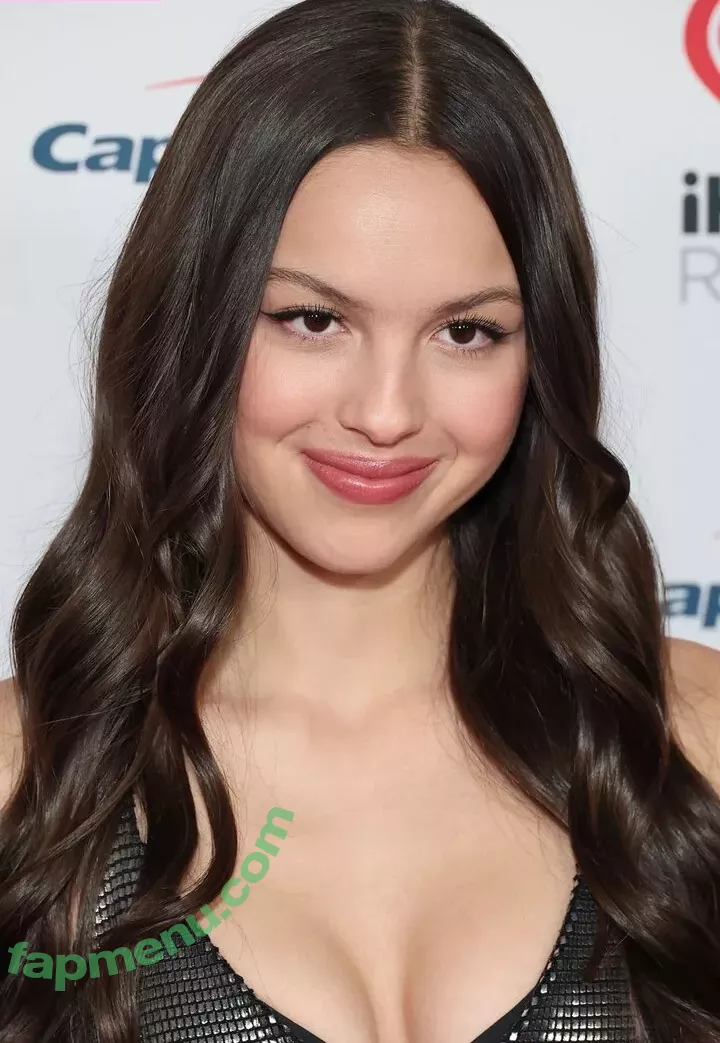 Olivia Rodrigo nude photo #2395 (oliviarodrigo)