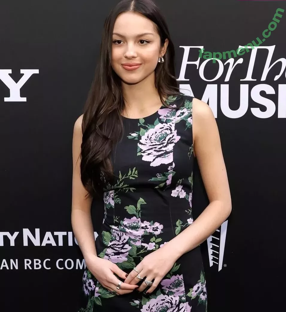 Olivia Rodrigo nude photo #2402 (oliviarodrigo)