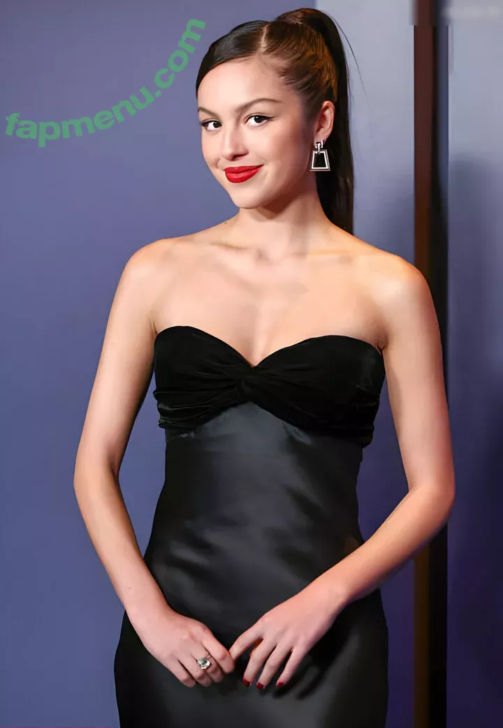 Olivia Rodrigo nude photo #2429 (oliviarodrigo)