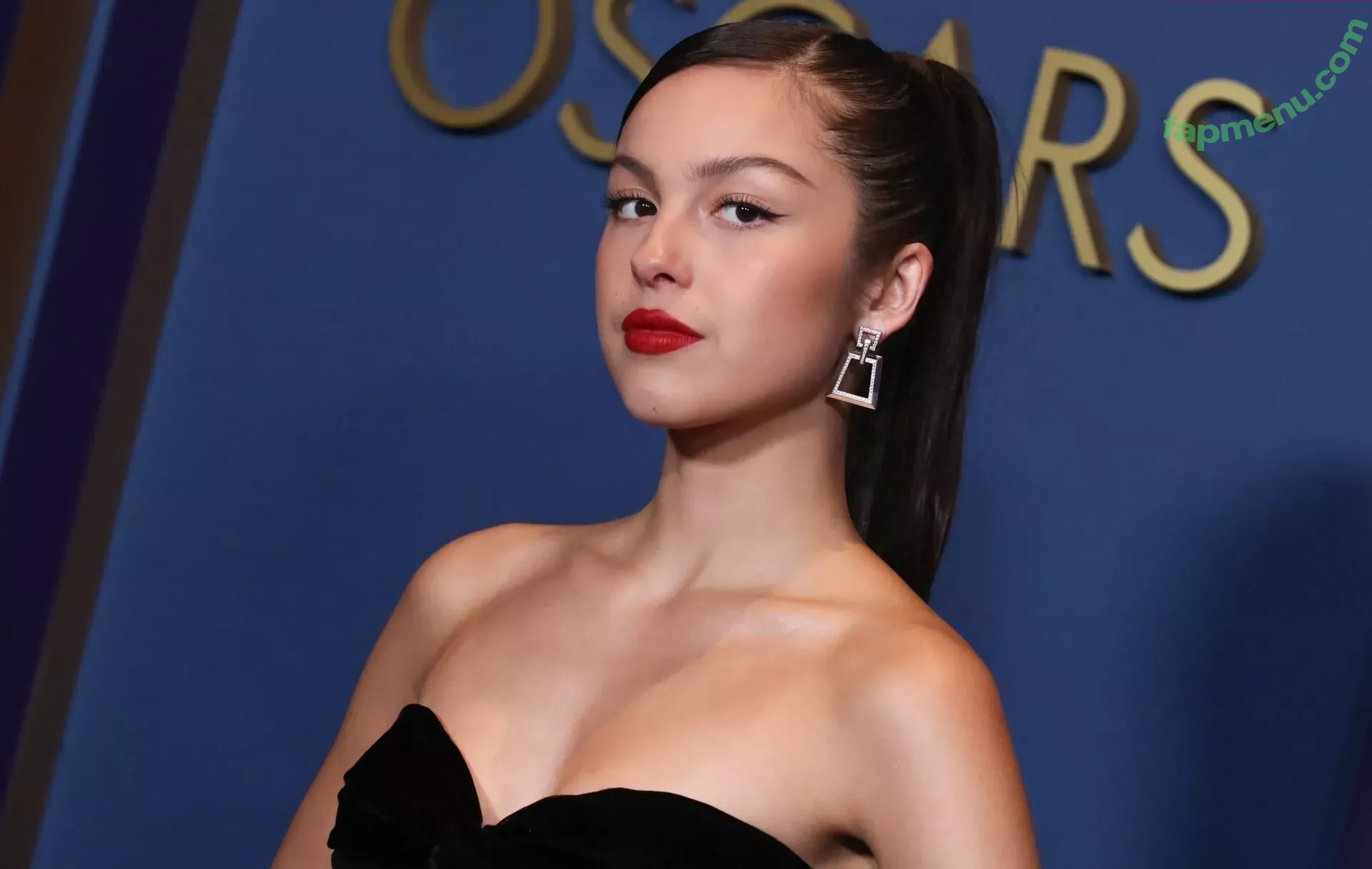 Olivia Rodrigo nude photo #2430 (oliviarodrigo)