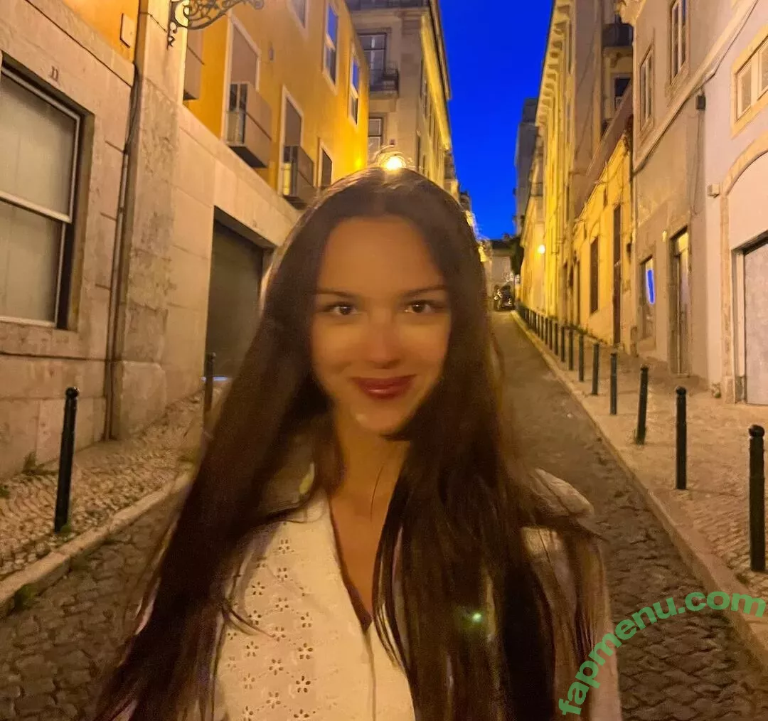 Olivia Rodrigo nude photo #2461 (oliviarodrigo)