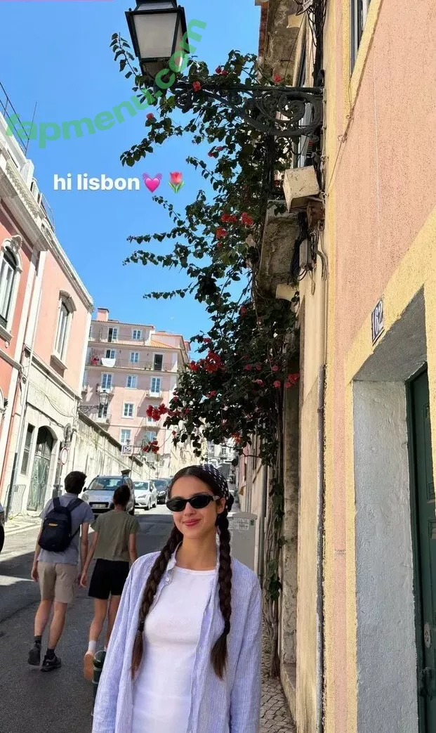 Olivia Rodrigo nude photo #2462 (oliviarodrigo)