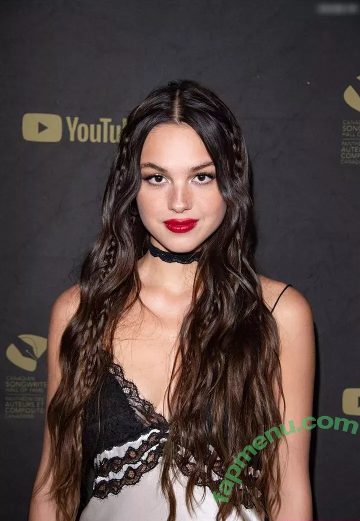 Olivia Rodrigo nude photo #2474 (oliviarodrigo)