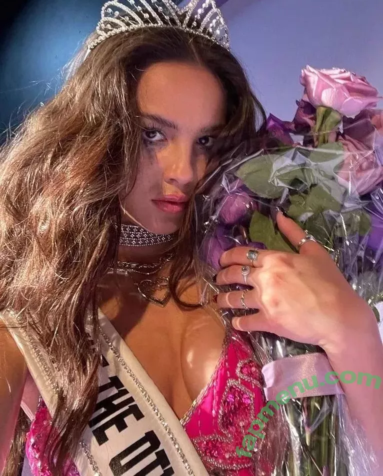 Olivia Rodrigo nude photo #2489 (oliviarodrigo)