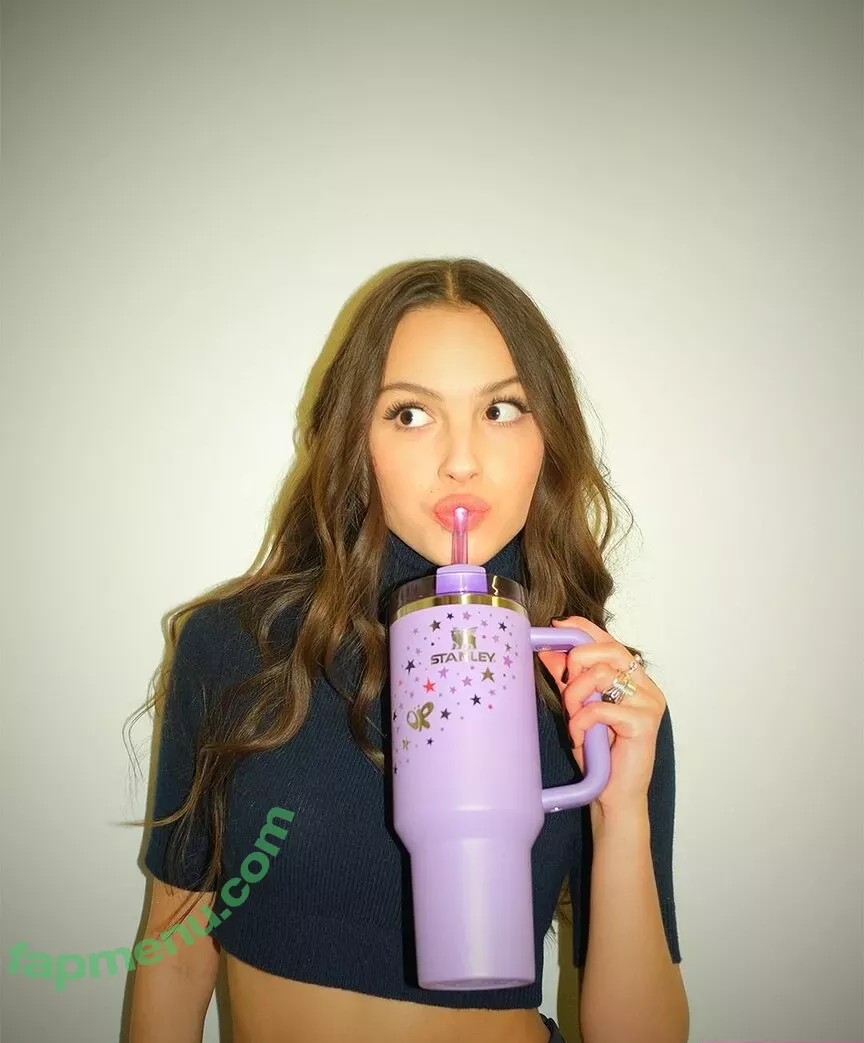 Olivia Rodrigo nude photo #2509 (oliviarodrigo)