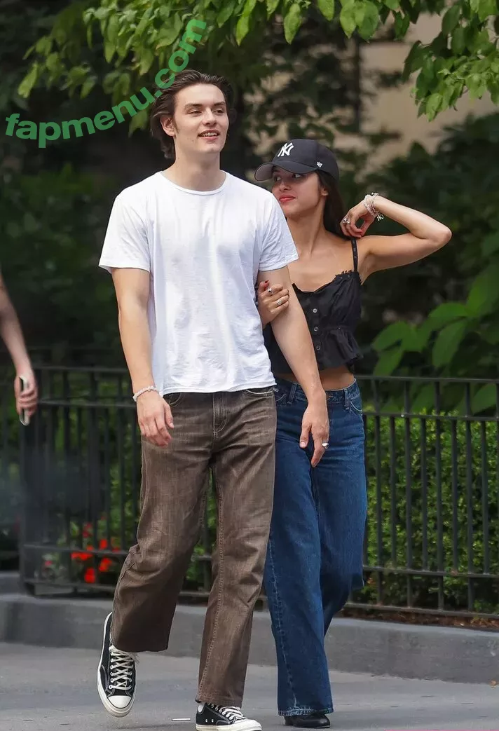 Olivia Rodrigo nude photo #2511 (oliviarodrigo)