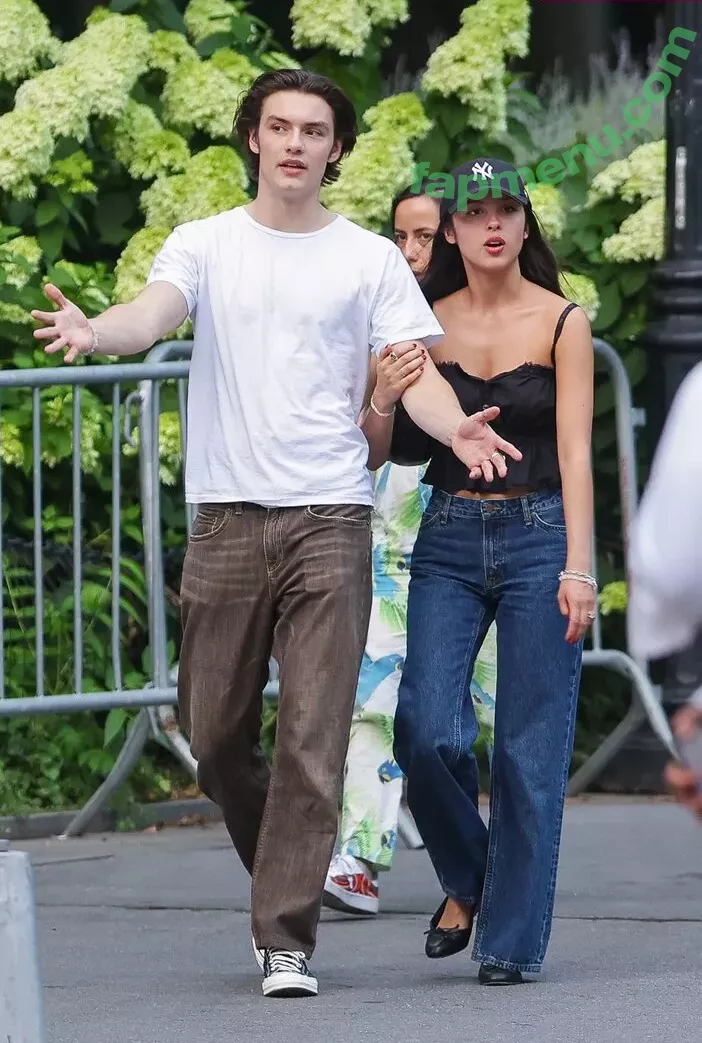 Olivia Rodrigo nude photo #2512 (oliviarodrigo)