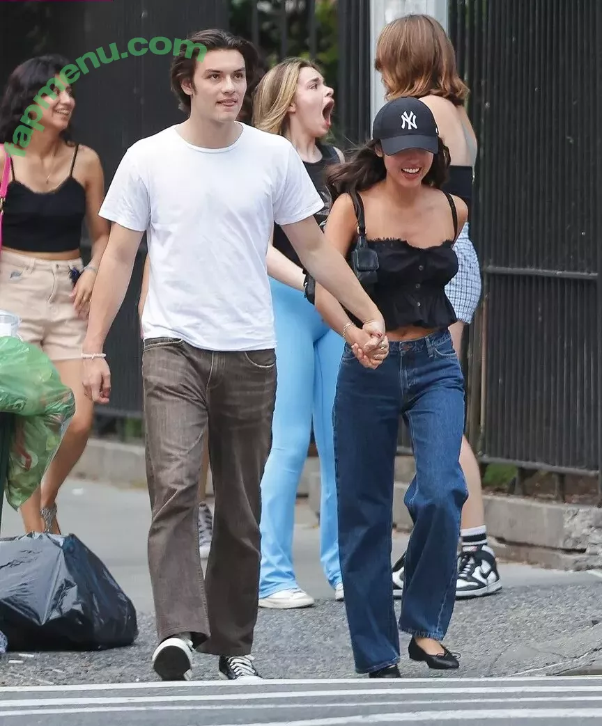 Olivia Rodrigo nude photo #2513 (oliviarodrigo)