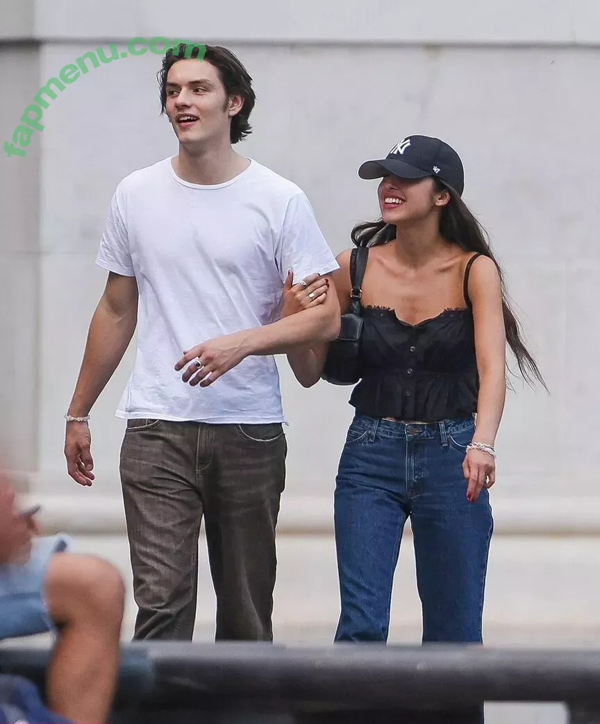 Olivia Rodrigo nude photo #2515 (oliviarodrigo)