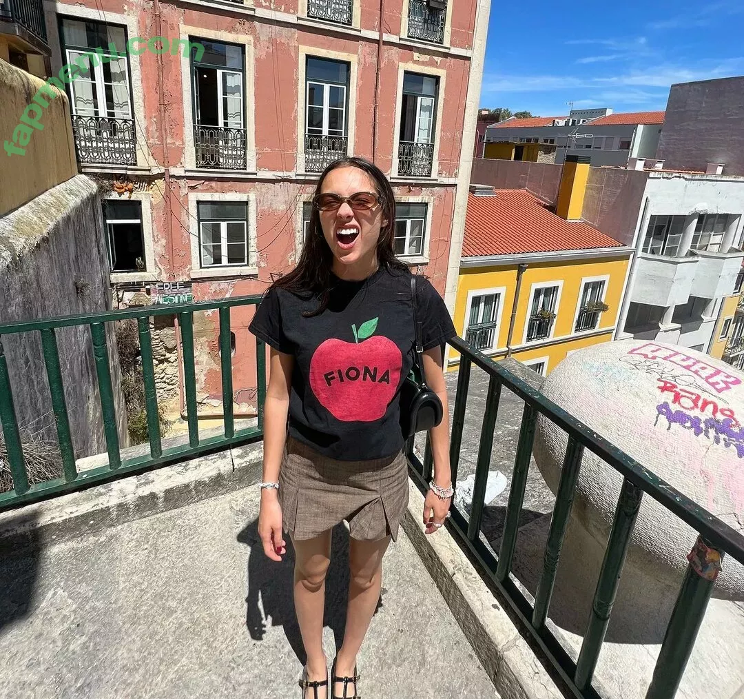 Olivia Rodrigo nude photo #2526 (oliviarodrigo)