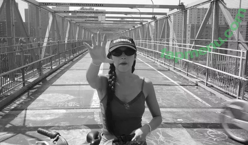 Olivia Rodrigo nude photo #2544 (oliviarodrigo)