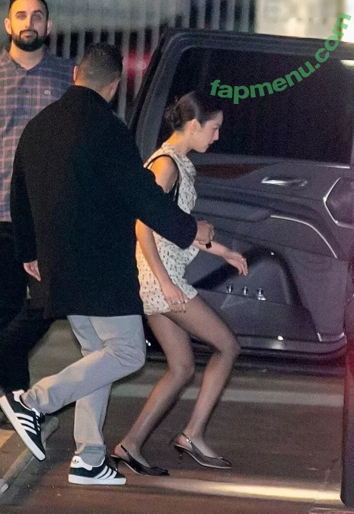 Olivia Rodrigo nude photo #2669 (oliviarodrigo)