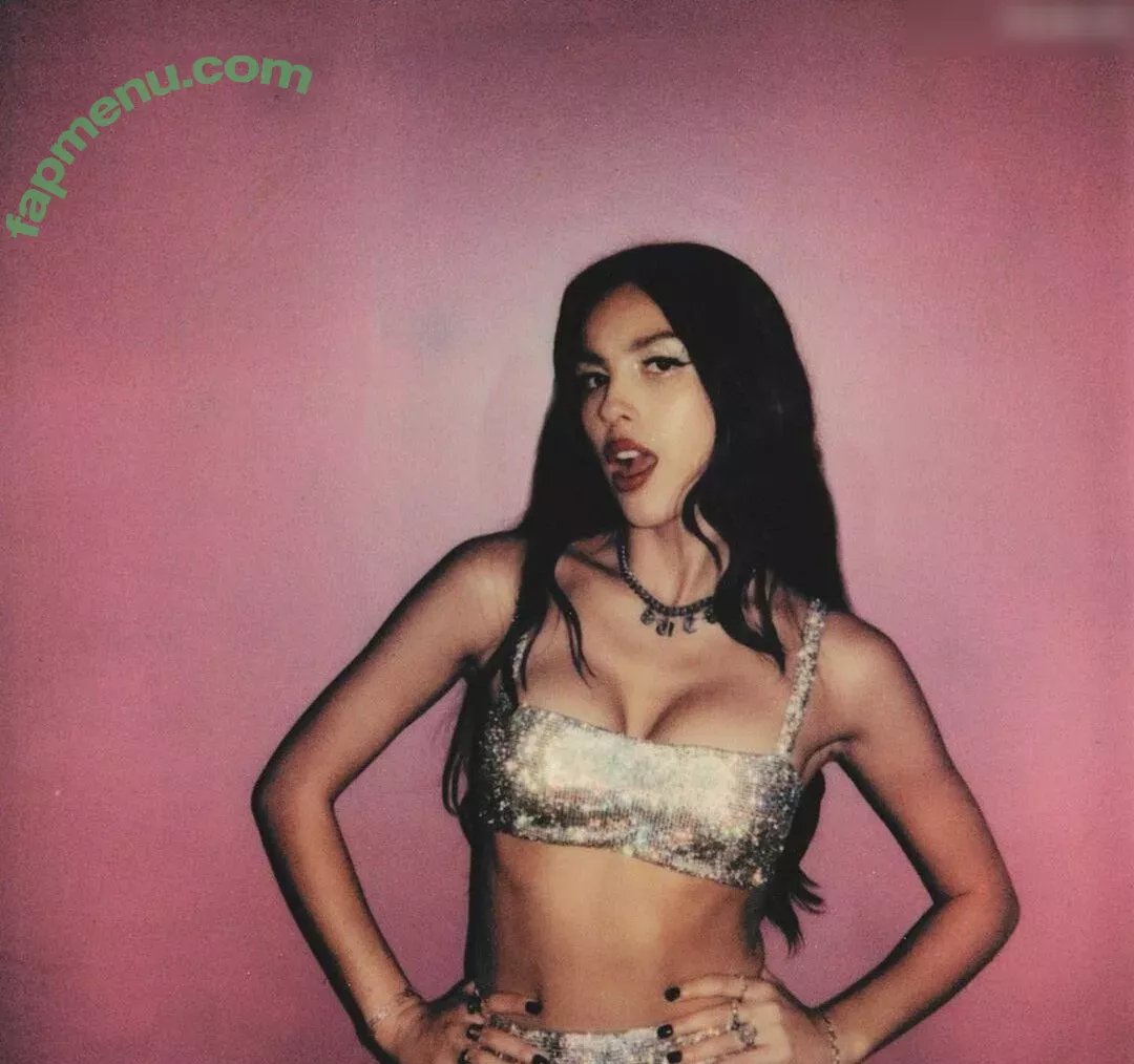 Olivia Rodrigo nude photo #2697 (oliviarodrigo)