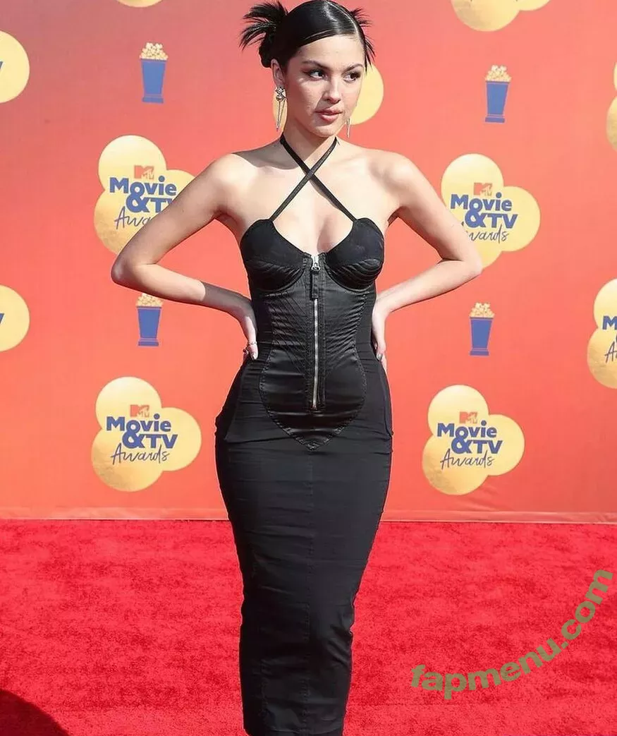 Olivia Rodrigo nude photo #2743 (oliviarodrigo)