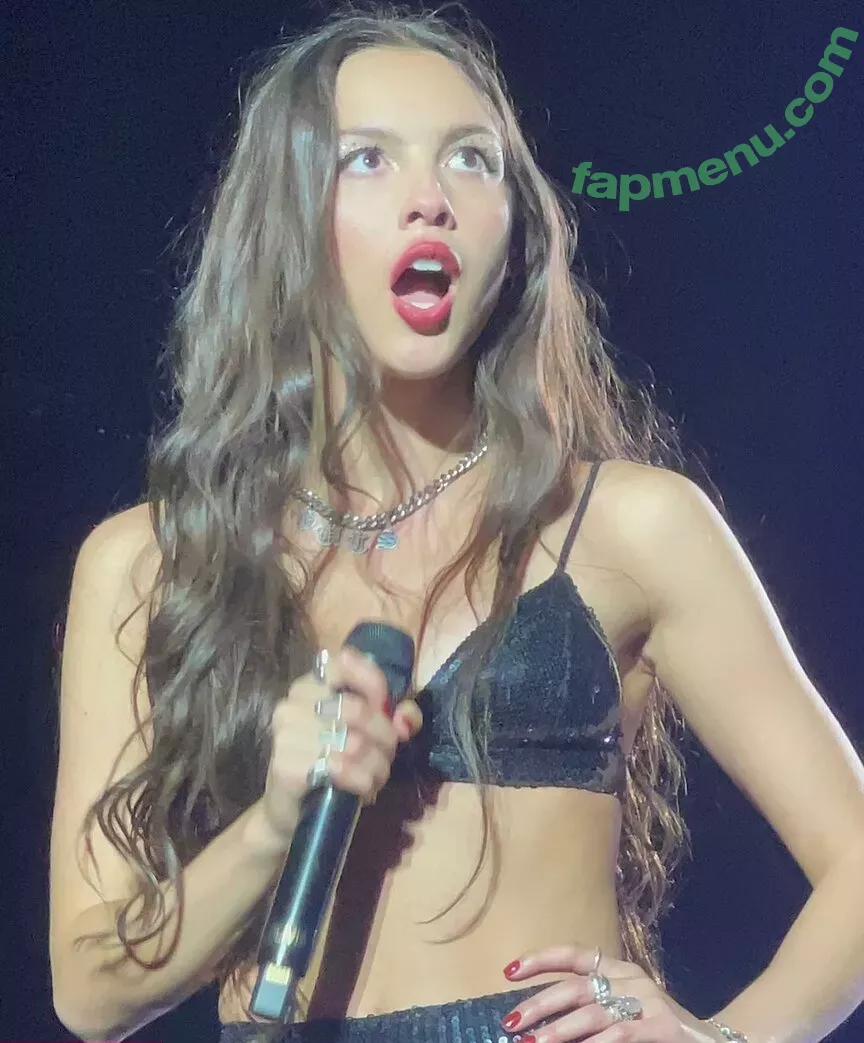 Olivia Rodrigo nude photo #2750 (oliviarodrigo)