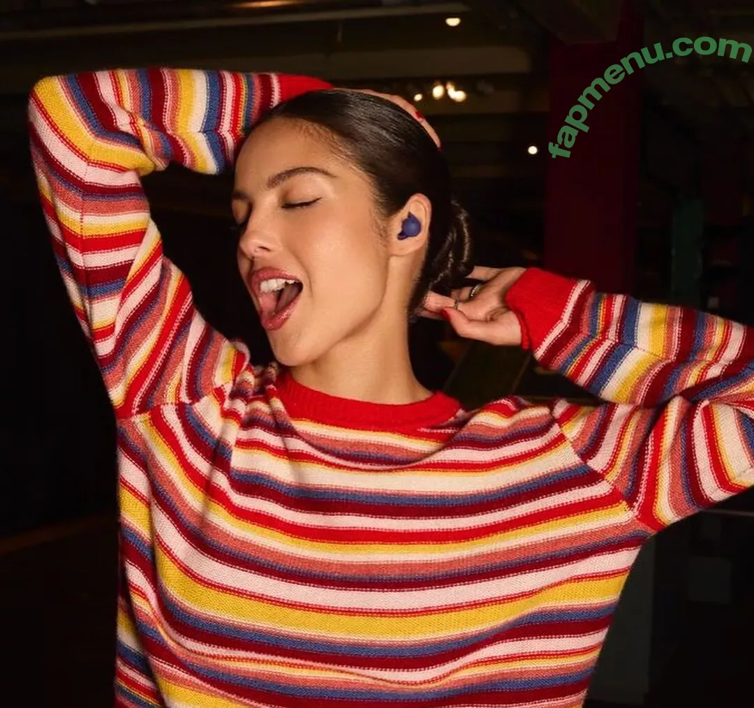 Olivia Rodrigo nude photo #2760 (oliviarodrigo)