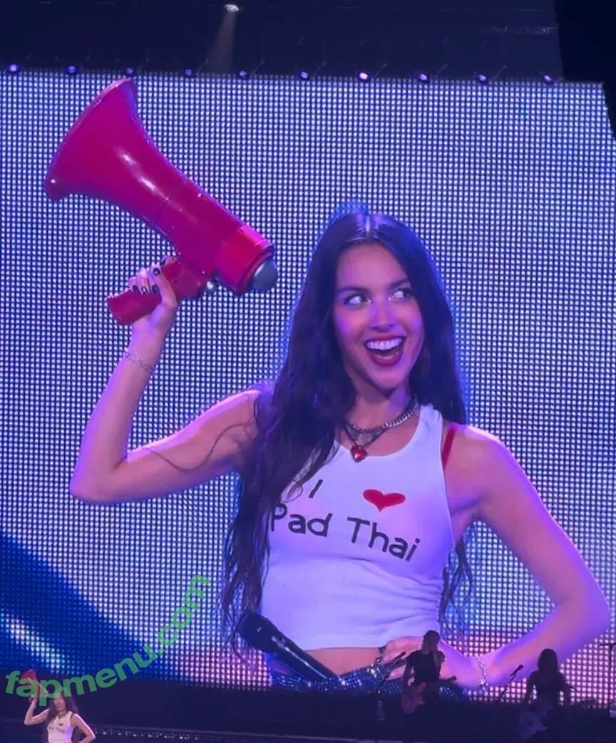 Olivia Rodrigo nude photo #2796 (oliviarodrigo)