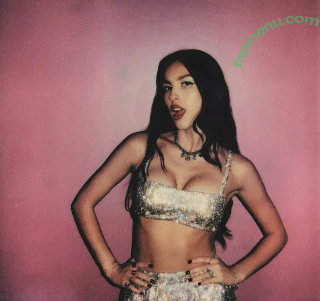 Olivia Rodrigo nude photo #2825 (oliviarodrigo)