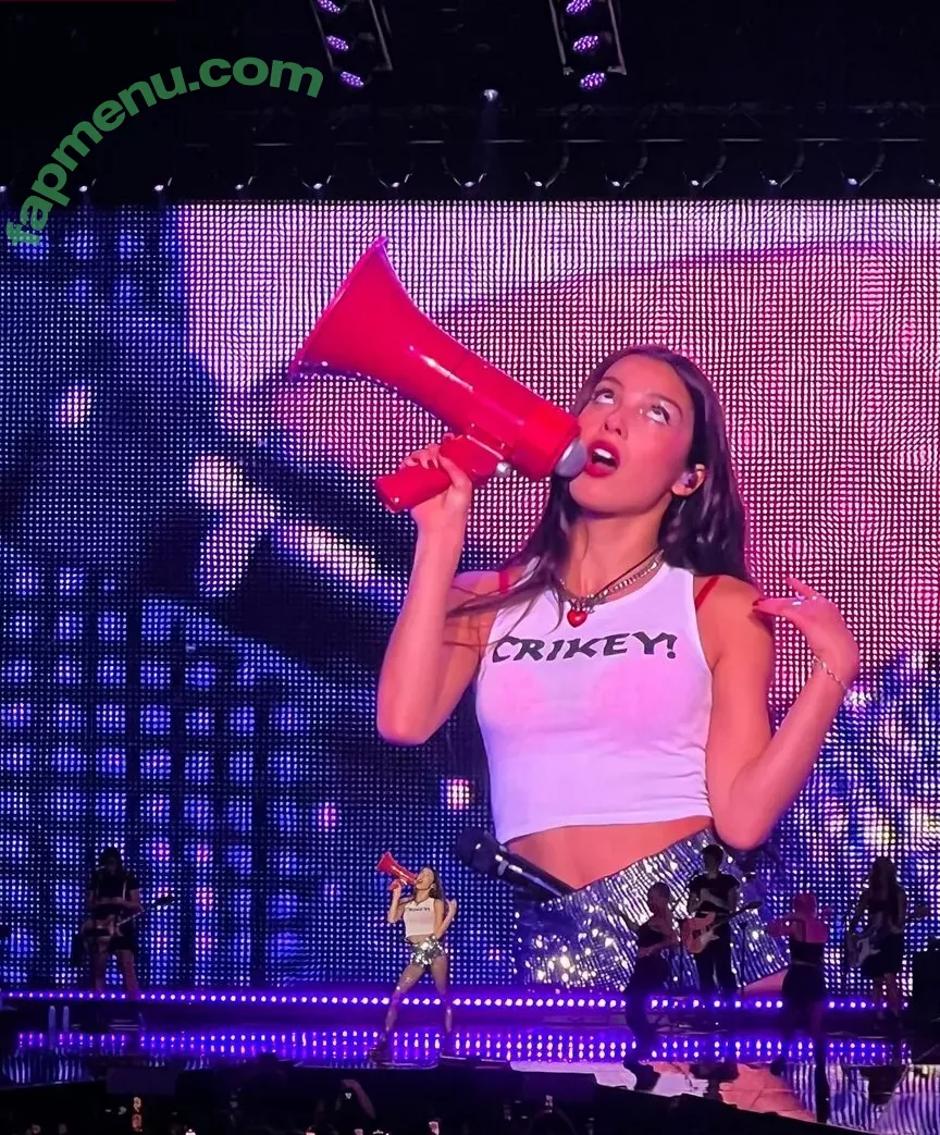 Olivia Rodrigo nude photo #2908 (oliviarodrigo)