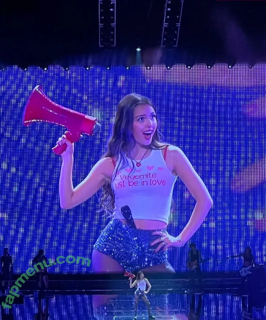 Olivia Rodrigo nude photo #2915 (oliviarodrigo)