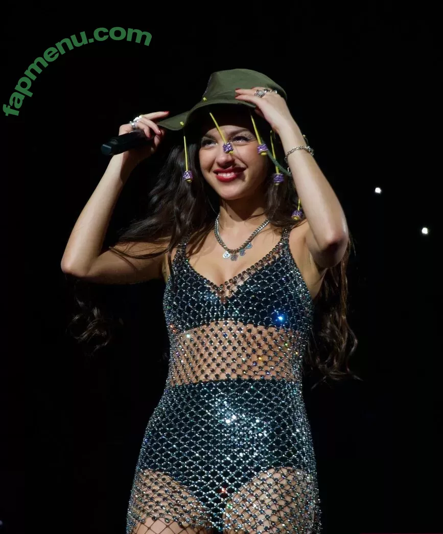 Olivia Rodrigo nude photo #2918 (oliviarodrigo)