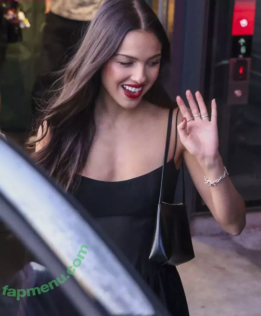 Olivia Rodrigo nude photo #3013 (oliviarodrigo)