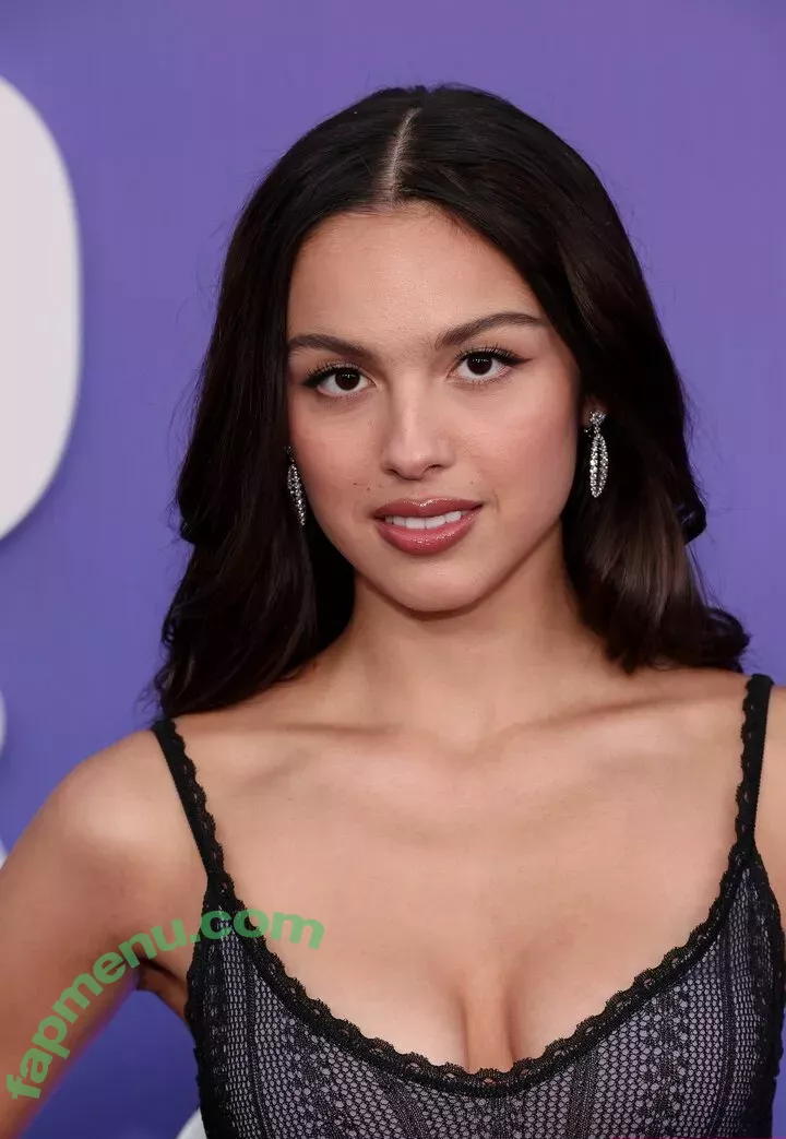 Olivia Rodrigo nude photo #3099 (oliviarodrigo)