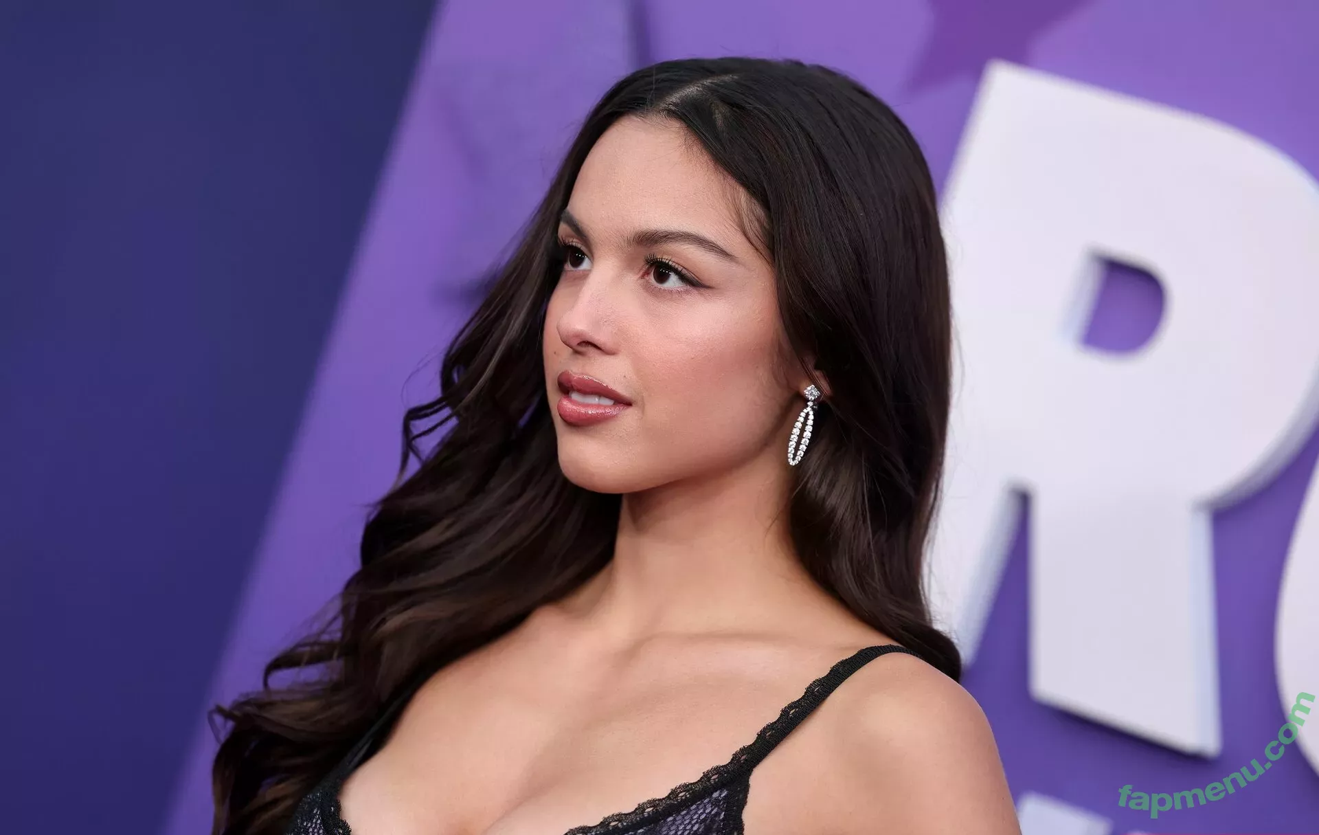 Olivia Rodrigo nude photo #3107 (oliviarodrigo)