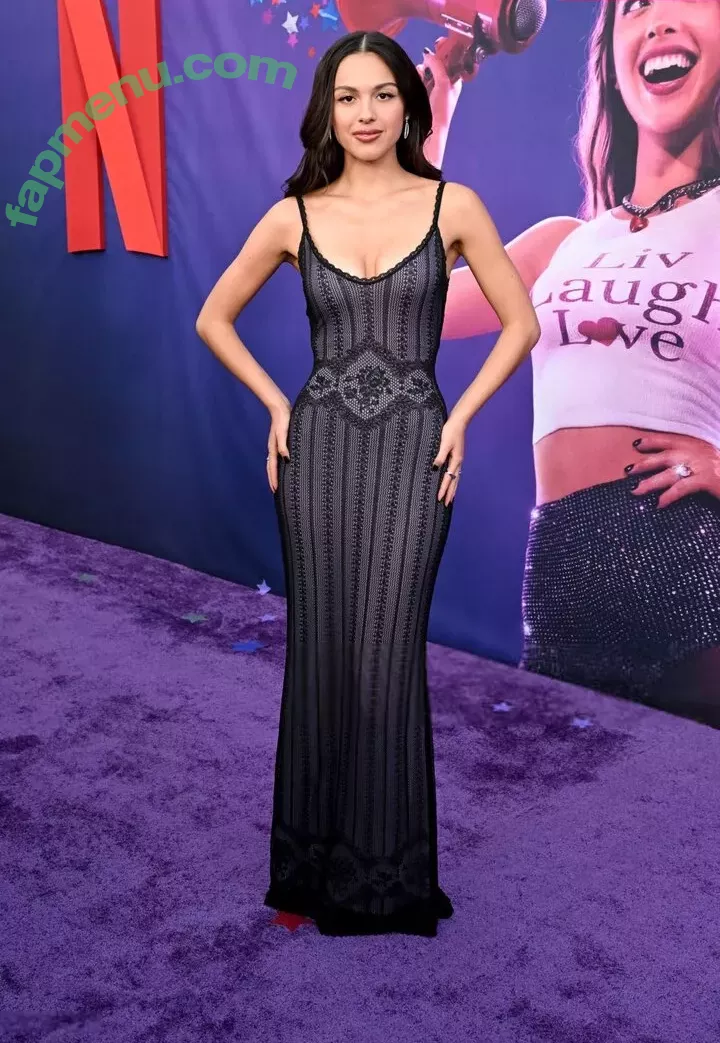 Olivia Rodrigo nude photo #3122 (oliviarodrigo)