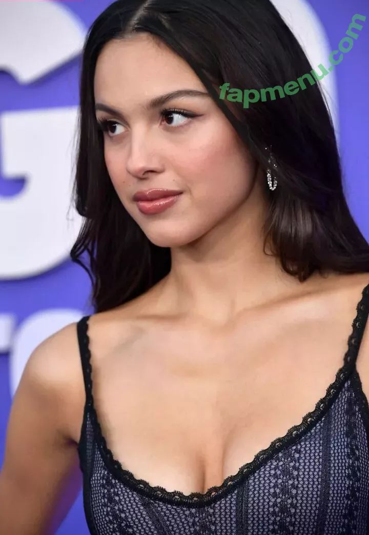 Olivia Rodrigo nude photo #3167 (oliviarodrigo)