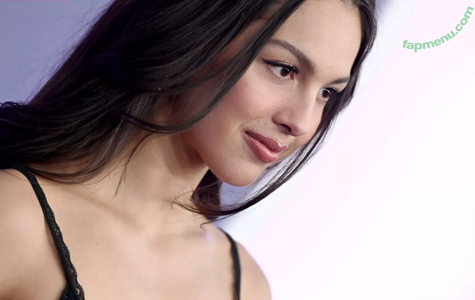 Olivia Rodrigo nude photo #3170 (oliviarodrigo)