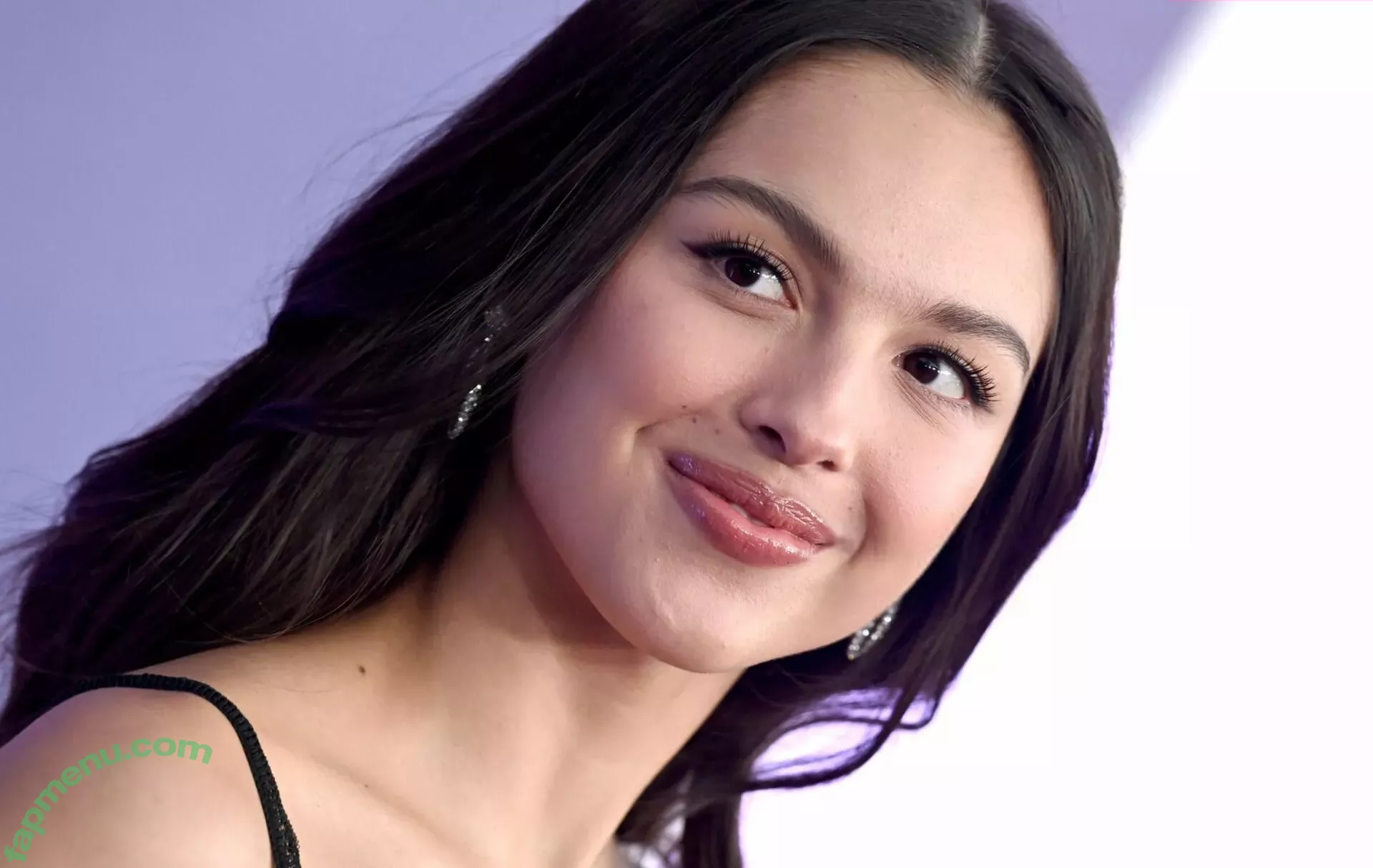 Olivia Rodrigo nude photo #3174 (oliviarodrigo)