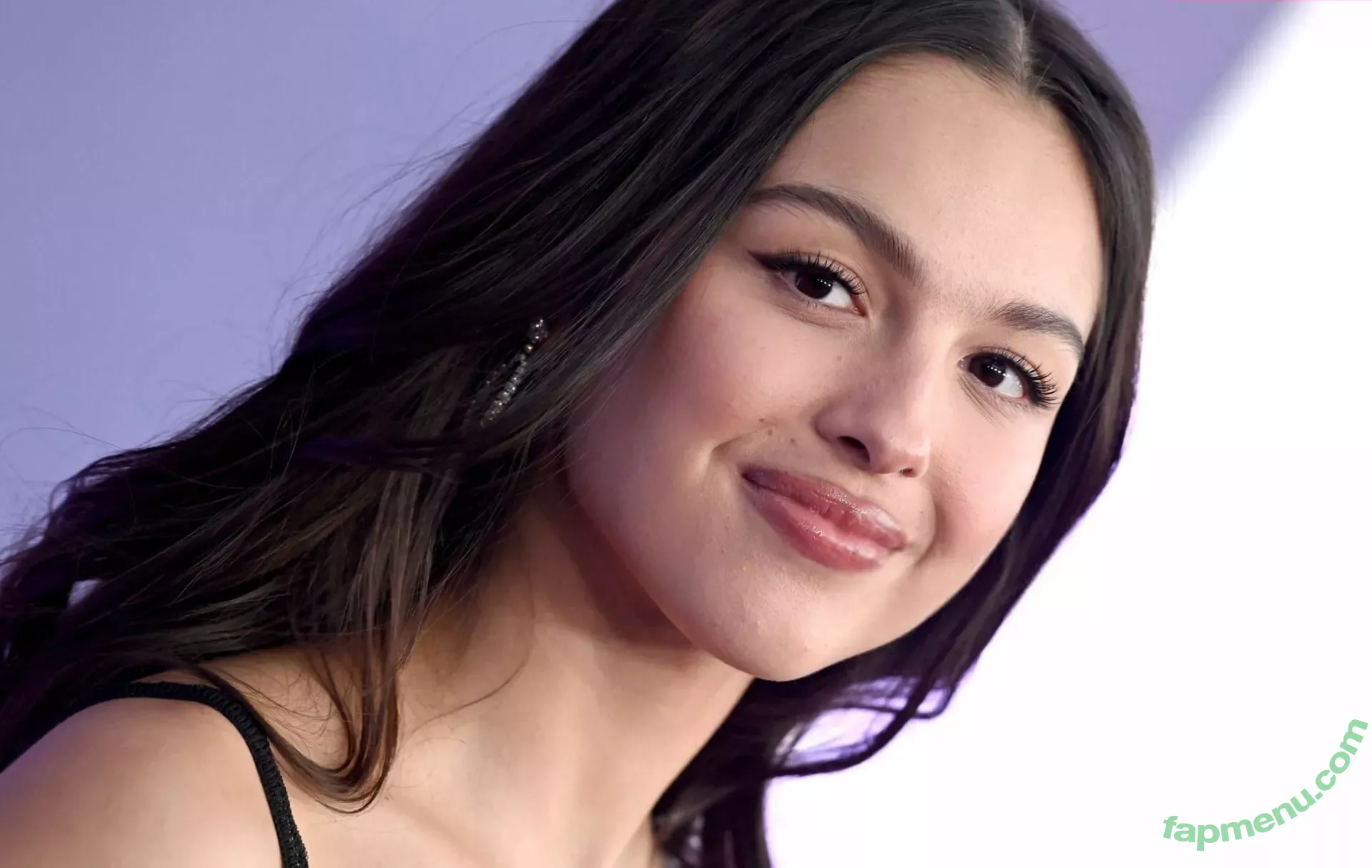 Olivia Rodrigo nude photo #3176 (oliviarodrigo)